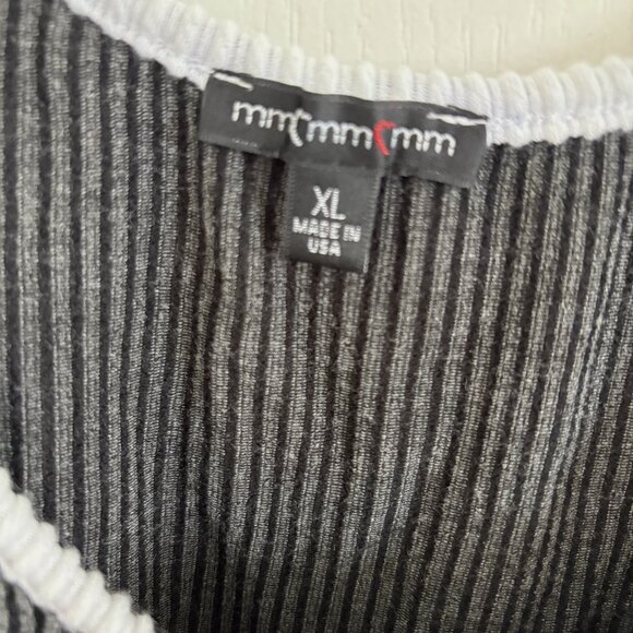 Mm Mm Mm Henley Textured Stripe Crop Tank Top Sleeveless Charcoal Gray & White - Picture 4 of 5